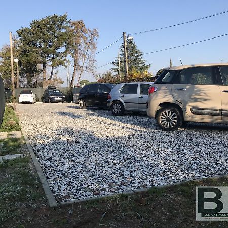 Bba2Passi Bed & Breakfast Marina di Massa Exterior foto