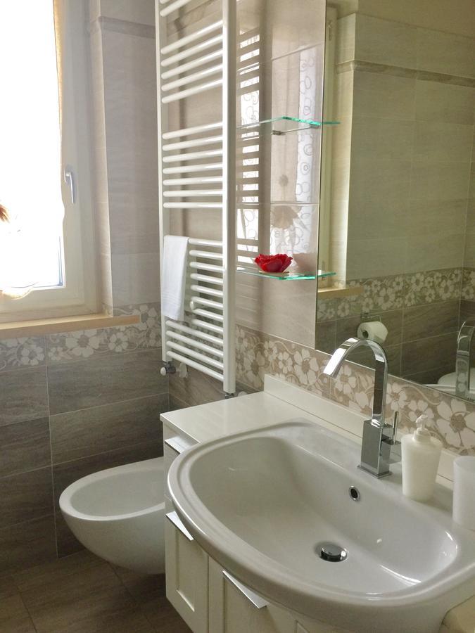 Bba2Passi Bed & Breakfast Marina di Massa Exterior foto