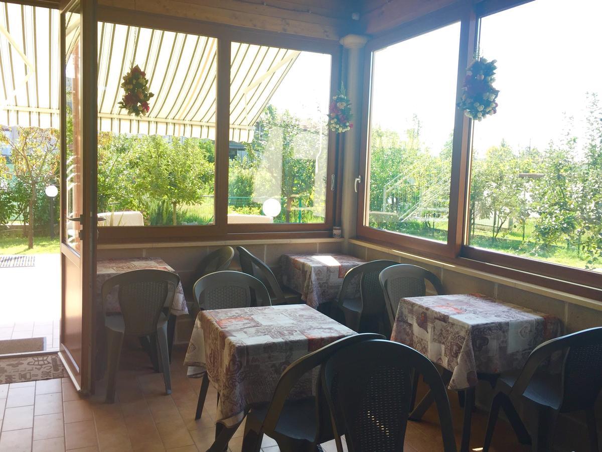 Bba2Passi Bed & Breakfast Marina di Massa Exterior foto