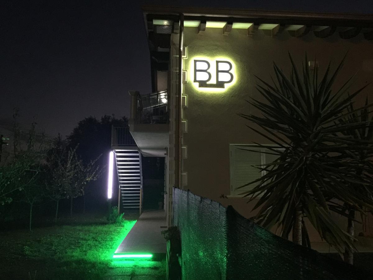 Bba2Passi Bed & Breakfast Marina di Massa Exterior foto