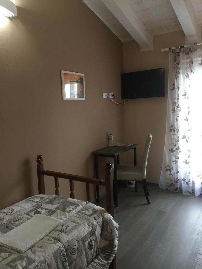 Bba2Passi Bed & Breakfast Marina di Massa Exterior foto
